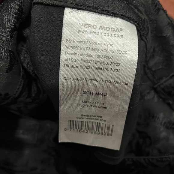 Vero Moda Black Patterned pants - Picture 5 of 5